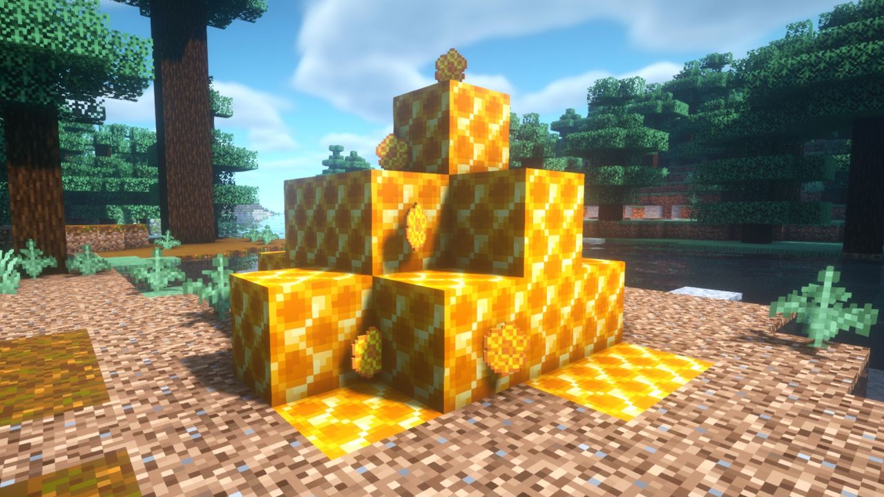 How to get Minecraft honeycomb, honey bottles, and blocks