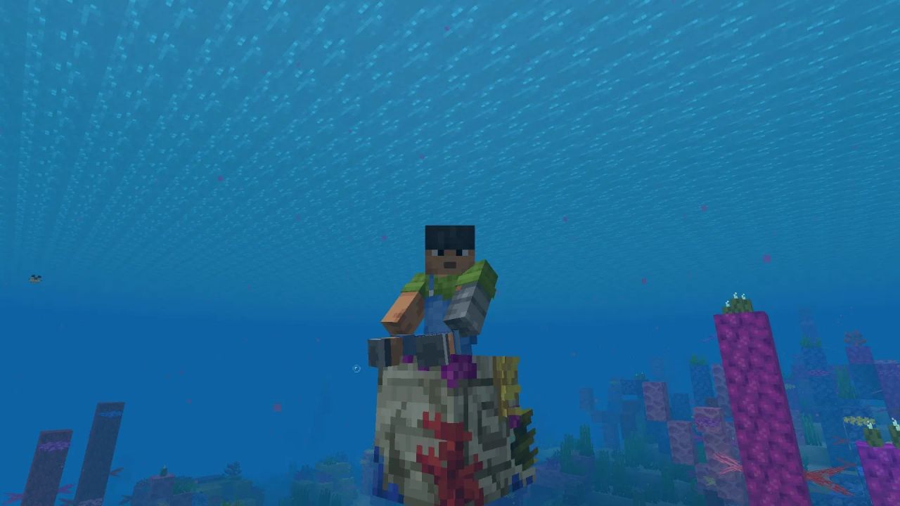How to ride nautilus in Minecraft