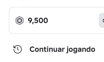 Conta com 9.500 mil robux. Plus ativo e og