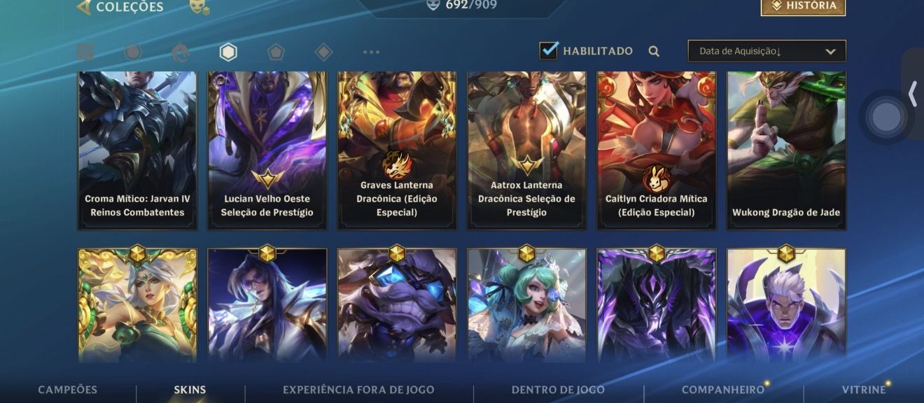 Conta Premium com 692 Skins
