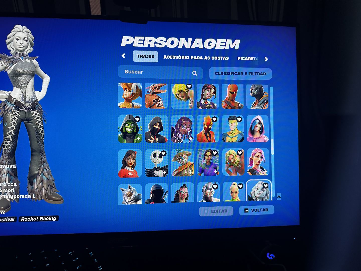 Conta Fortnite!!+200 skins/picareta rara/danca rara/ikonik/glow