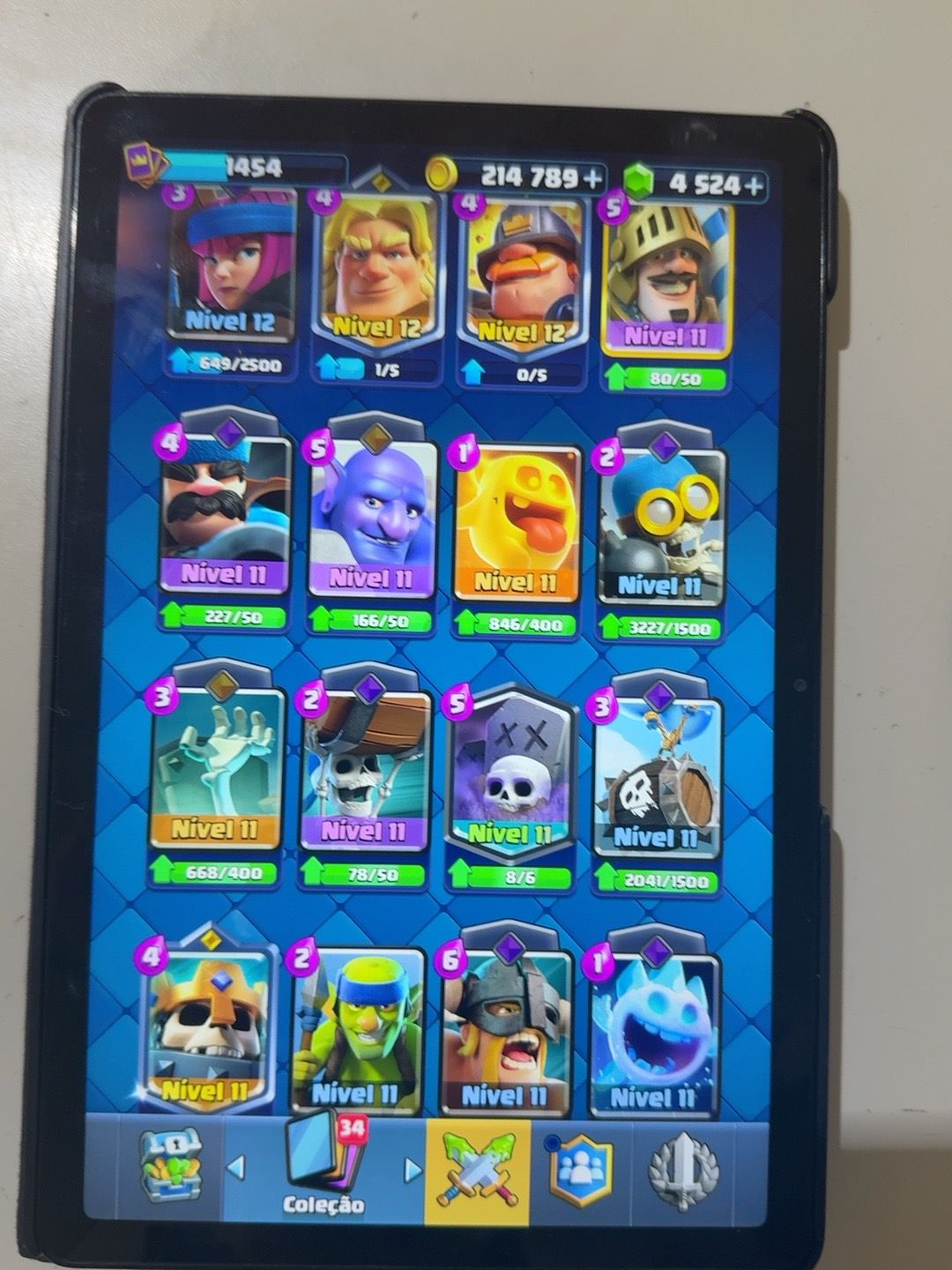 CLASH ROYALE
