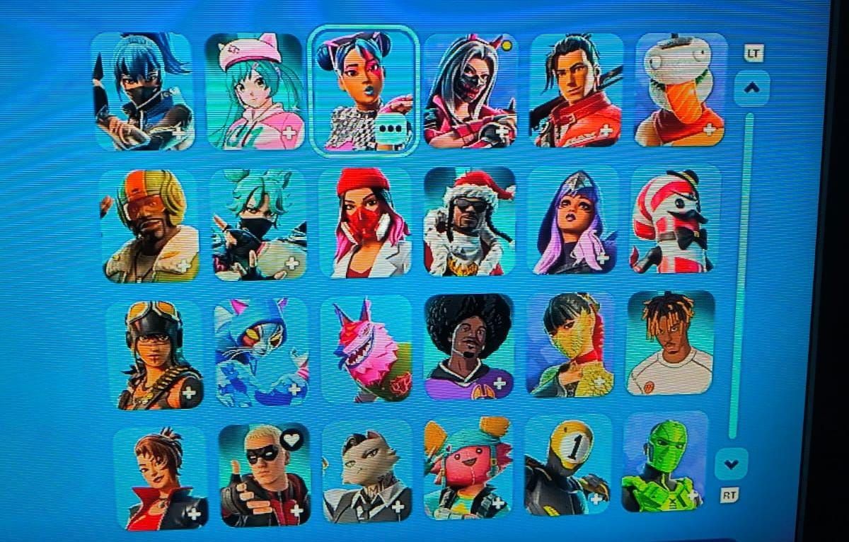 Conta de fortnite com 93 skins