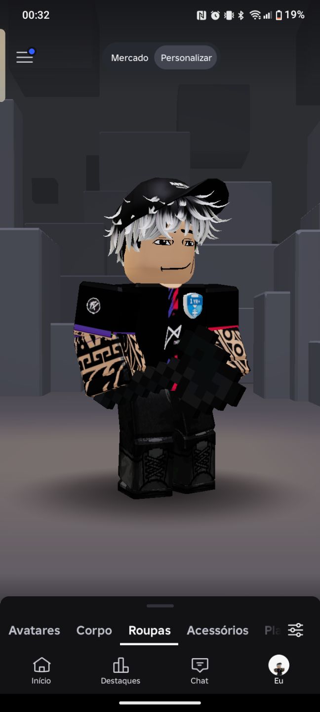 Conta de roblox meio gemada