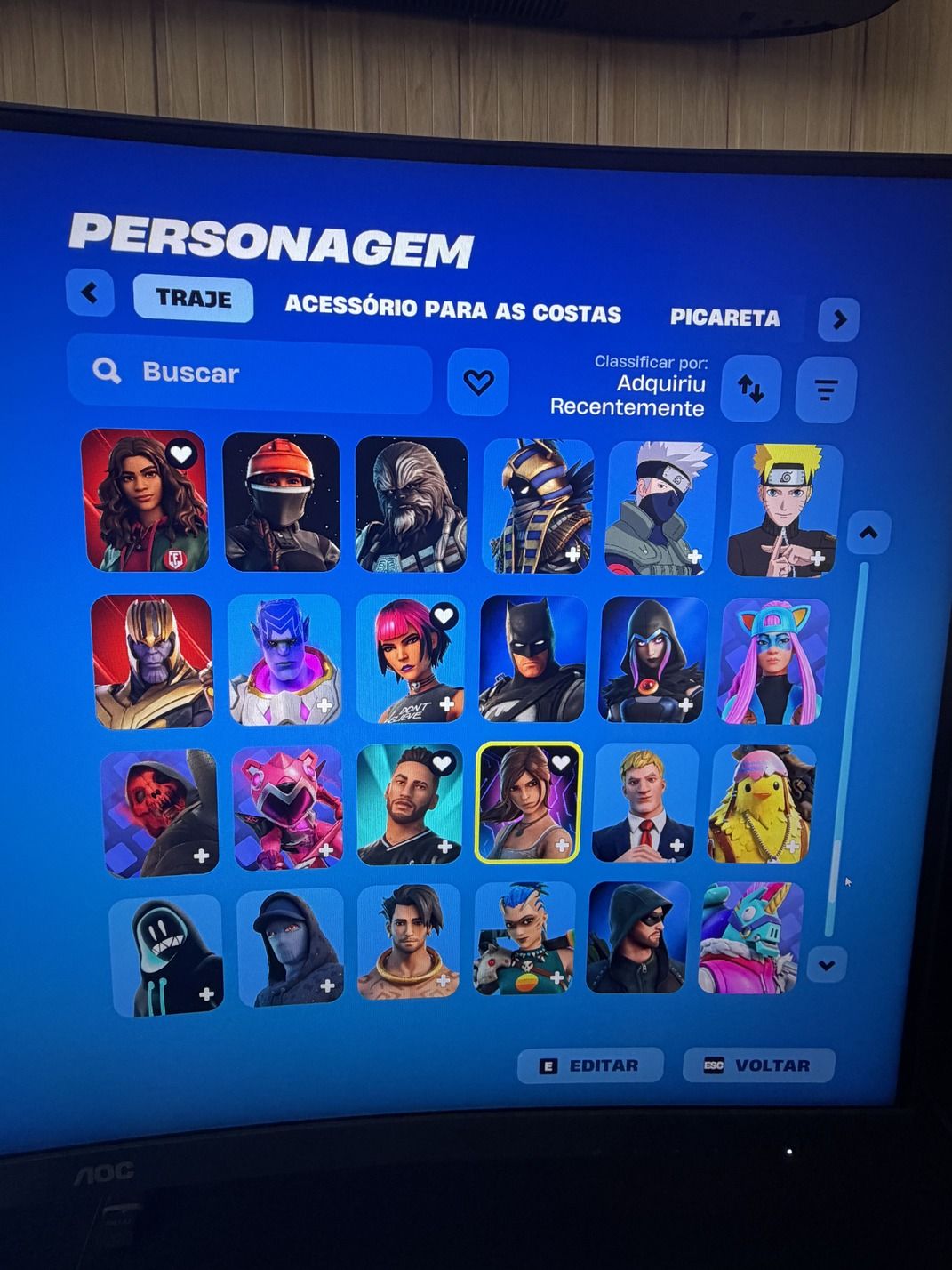 CONTA FORTNITE COM LARA CROFT - 2K DE NIVEL CARREIRA - TOTALMENTE ALTERAVÉL