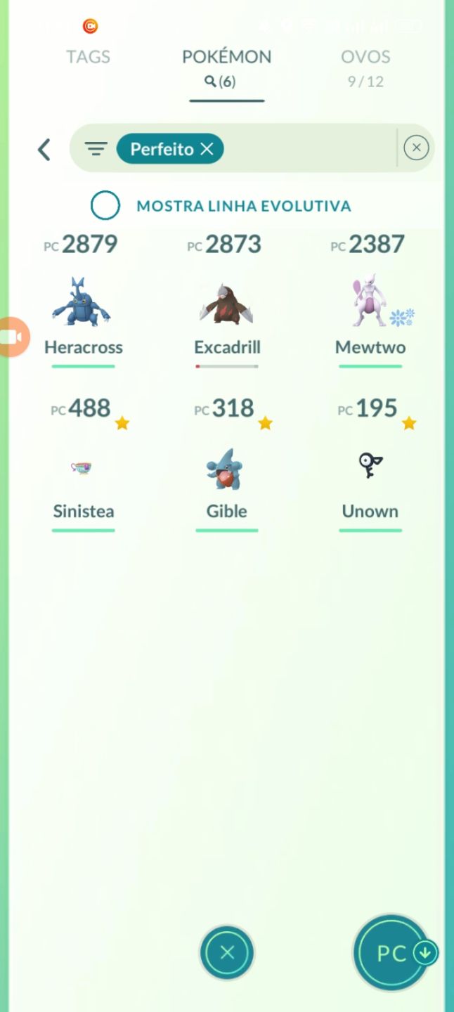 Conta nível 46e 6místico e 88 lendários e 9 mewtwo de armadura 1 mewtwo 100%