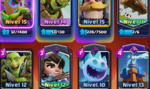 CLASH ROYALE BEM DECK BEM UPADO COM 2 EVOS 8100 TROFEIS 340K DE OURO