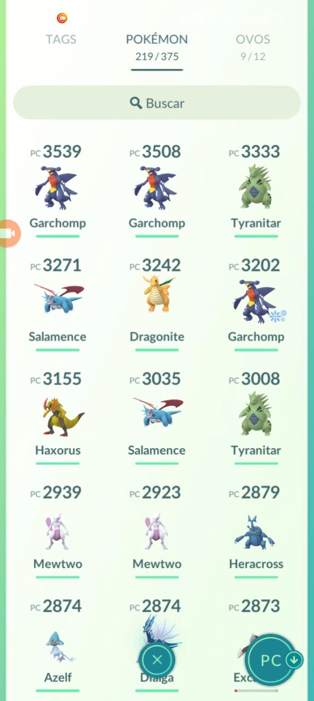 Conta nível 46e 6místico e 88 lendários e 9 mewtwo de armadura 1 mewtwo 100%