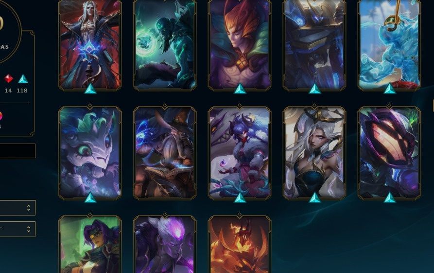 Conta lol com mais de 200 skins, quase todos personagens e +30k de essências