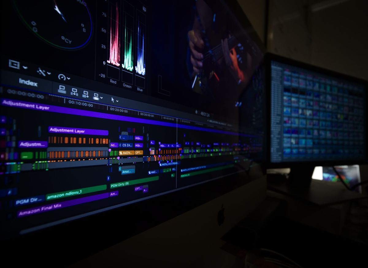 EDITOR DE VÍDEO - EDIÇÃO PROFISSIONAL - VLOGS, GAMEPLAYS, CORTES, SHORTS.