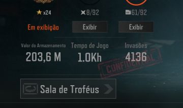 Conta de Arena Breakout móbile com mas de 8 skins pagas sendo que 2 e facas