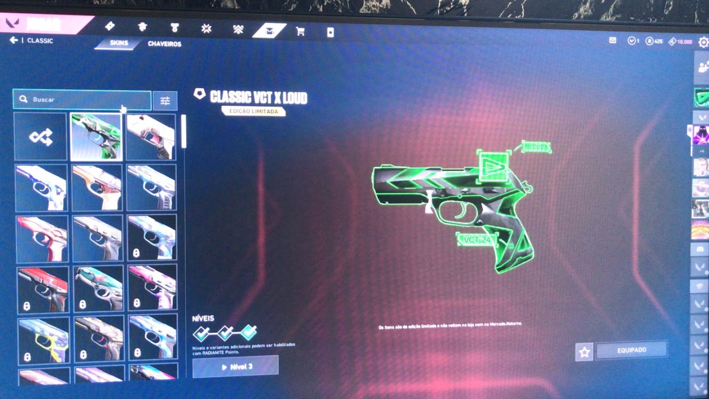 CONTA DE VALORANT COM MUITAS SKINS!!