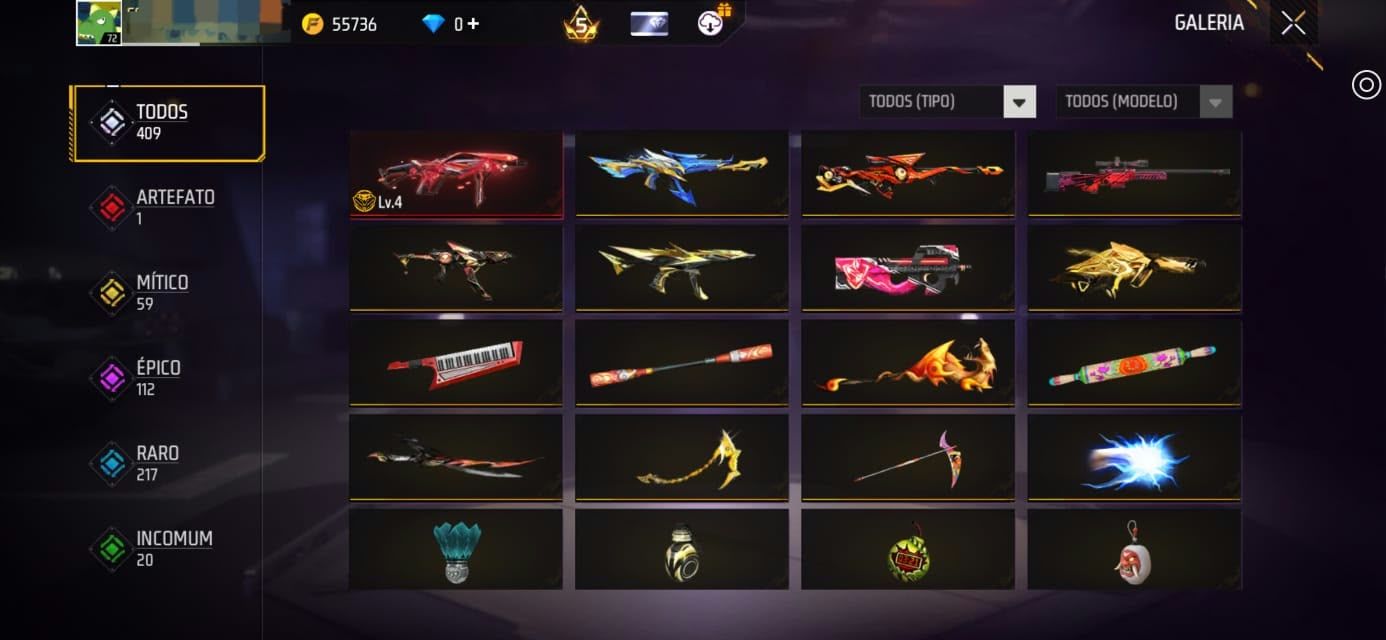 Conta free fire com as melhores roupas do jogo