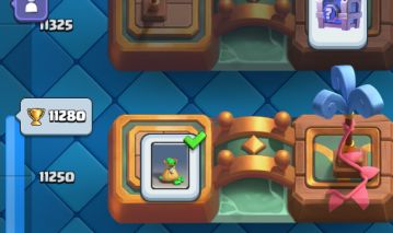 Conta Clash Royale arena 27 com pass royale