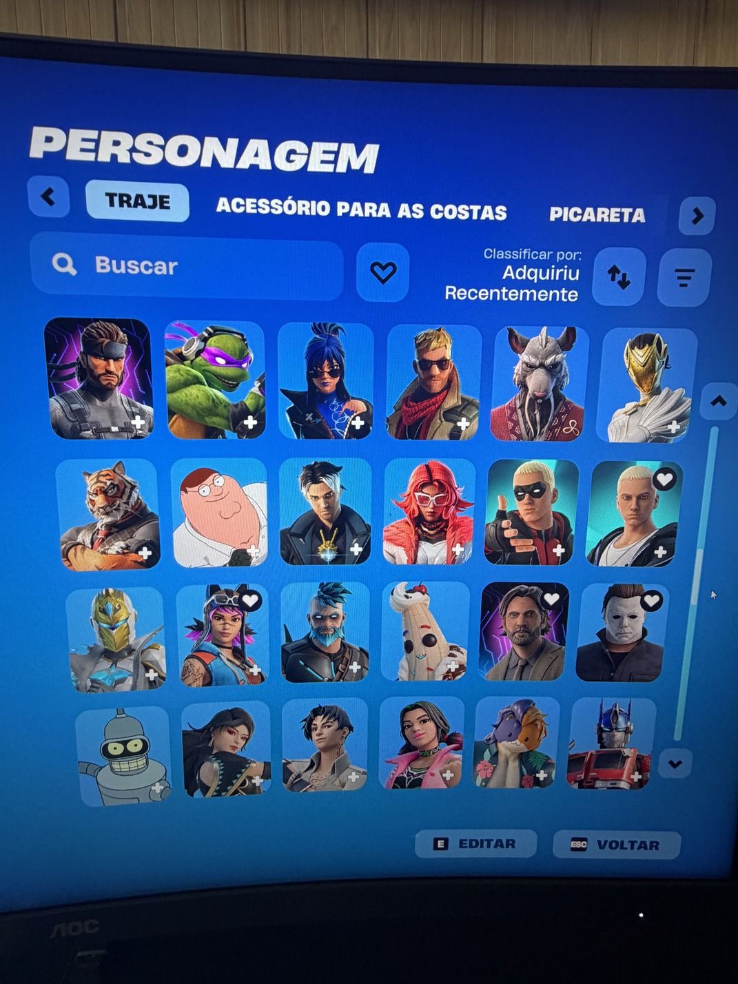 CONTA FORTNITE COM LARA CROFT - 2K DE NIVEL CARREIRA - TOTALMENTE ALTERAVÉL