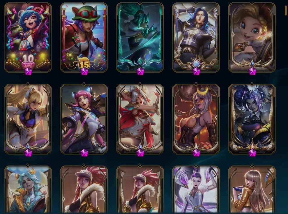 Conta LOL/VALORANT Mestre no lol, e diamante 1 no valorant muitas skins em ambos