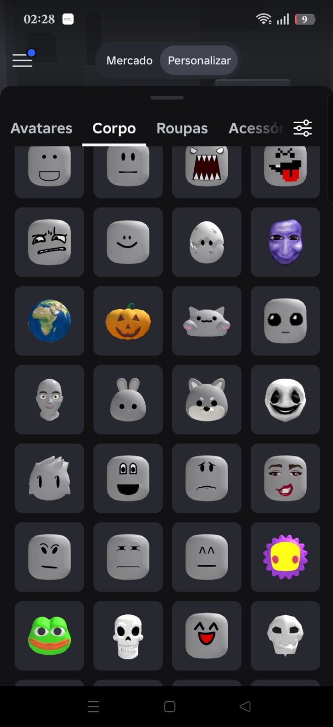 Conta de roblox boa, com bastante item e quase 500 robux