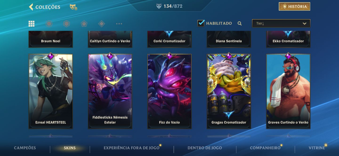 Conta 134 skins e 4 míticas