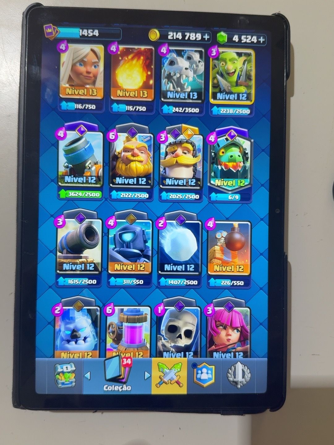 CLASH ROYALE