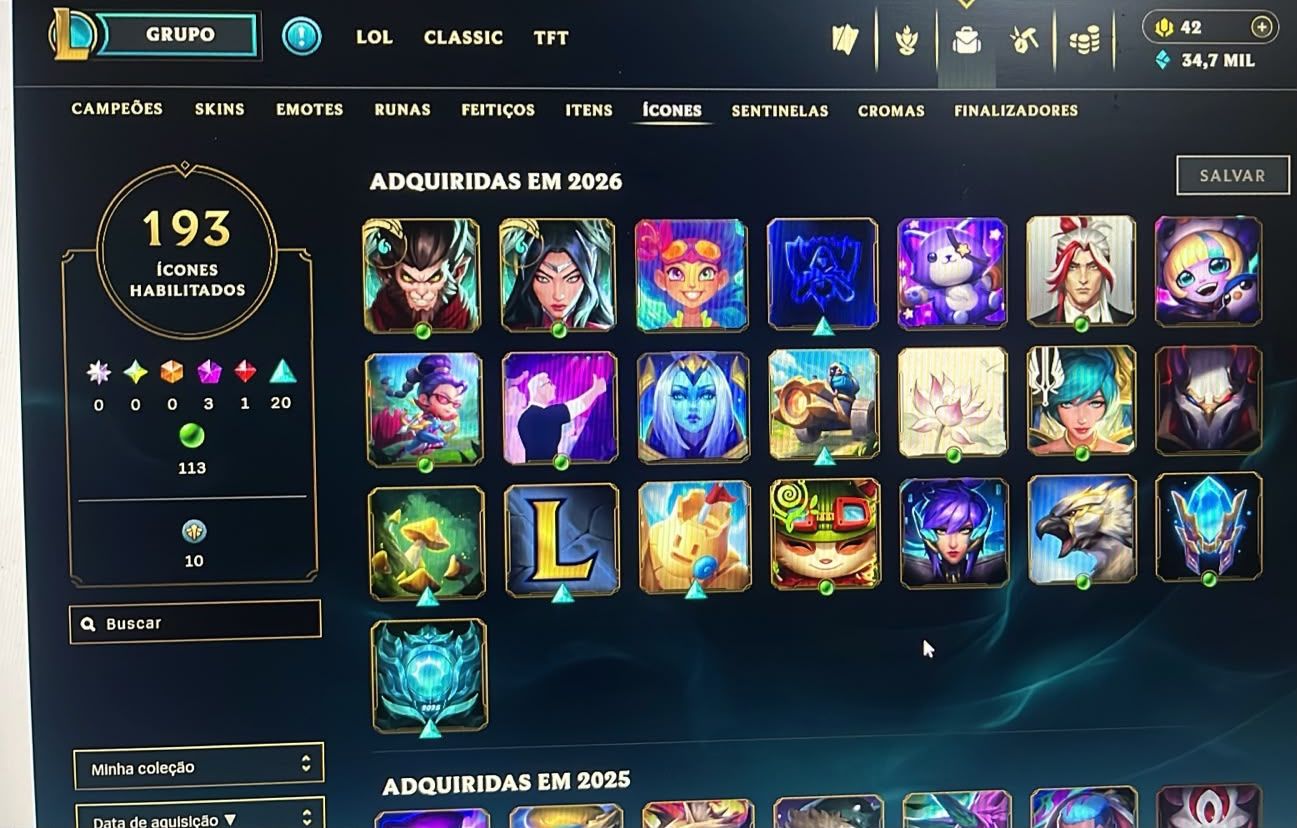 Conta no LoL, Esmeralda I, Todos os campeões, 113 skins, nivel 274.