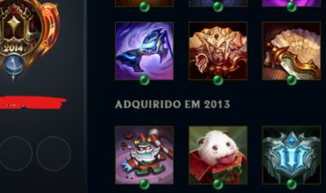 Conta no LoL do ano de 2013 com skins vitoriosas raras e icones.