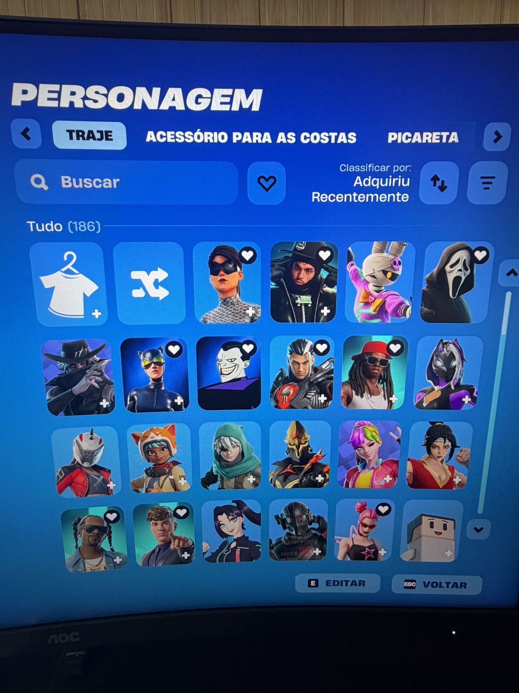 CONTA FORTNITE COM LARA CROFT - 2K DE NIVEL CARREIRA - TOTALMENTE ALTERAVÉL