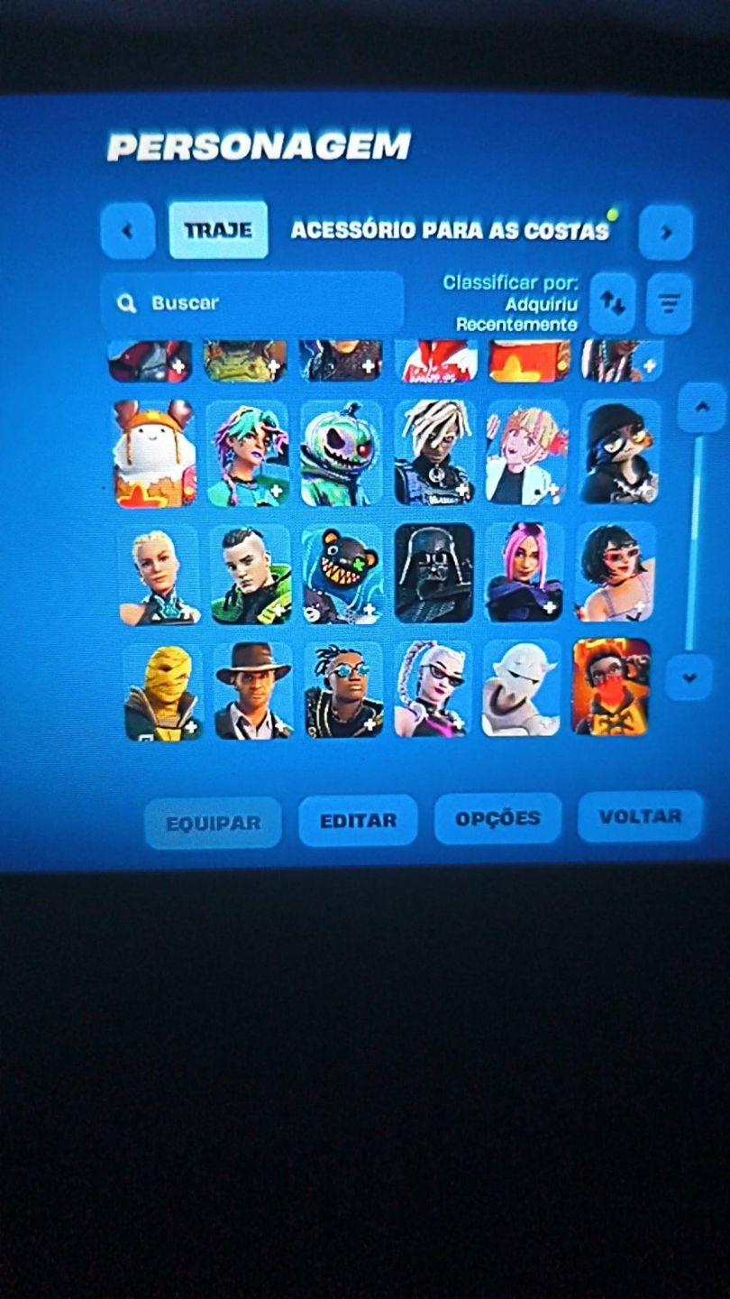 Conta Fortnite com 79 skins Lara Croft Neymar Ravena homem aranha etc.