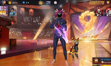 Conta de free fire. Meio gemada prime 8. Via Google possível alterar os dados