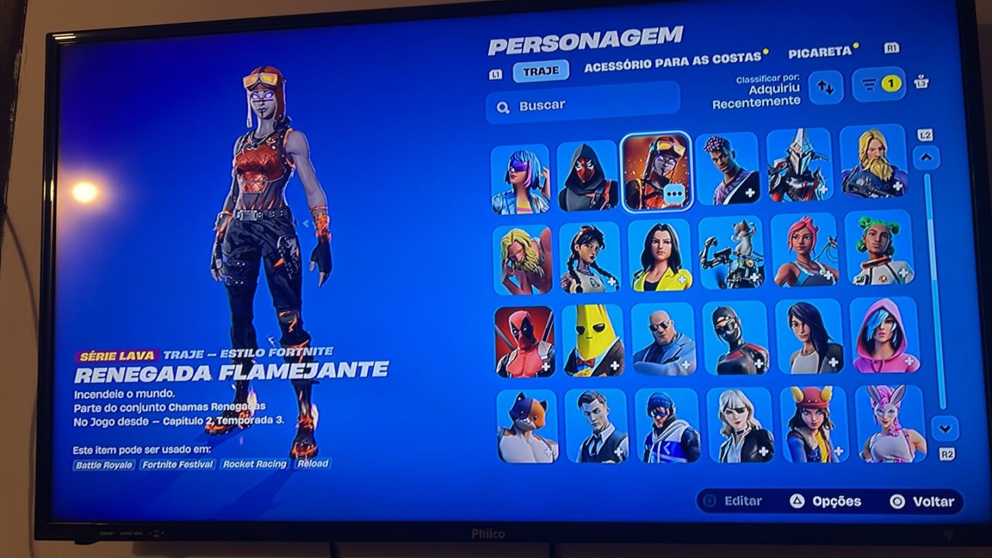 Conta fortnite com salve o mundo antigo ,rara com mais de 100 skins 2000 gastos