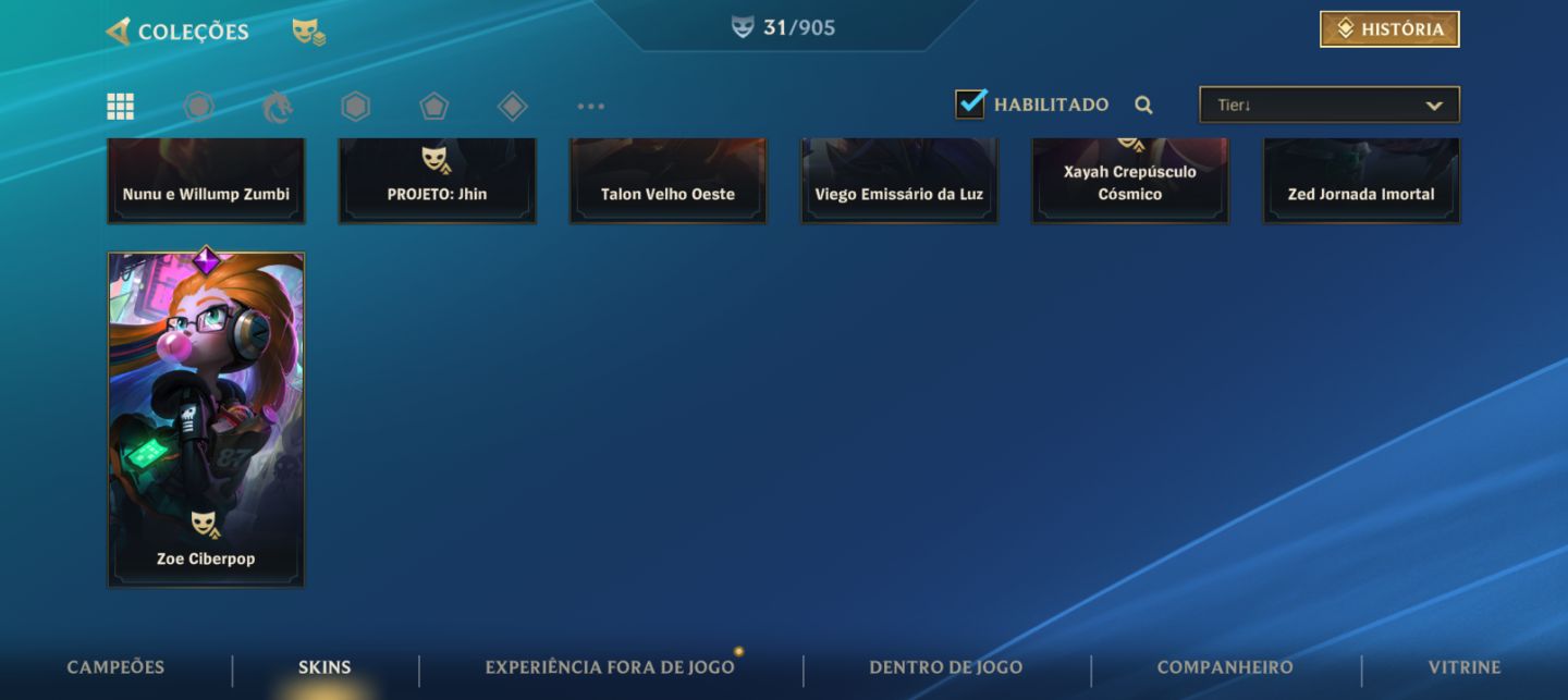 Conta de Wild Ri, level 72 e no diamante 3 e 31 skins.