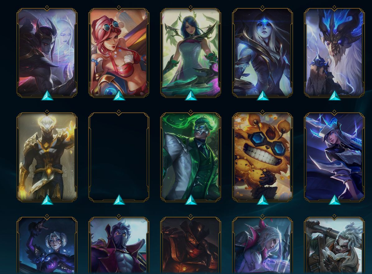 CONTA DE LOL 241+ SKINS LVL 250+ (SKINS EDG LIMITADAS COM CHROMA E ASSINATURA)