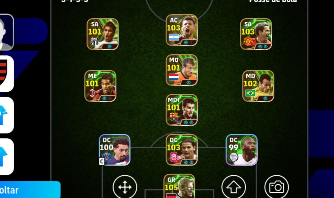 CONTA ANTIGA EEFOOTBALL,COM MIUTOS JOGADORES E UNIFORMES UNICOS