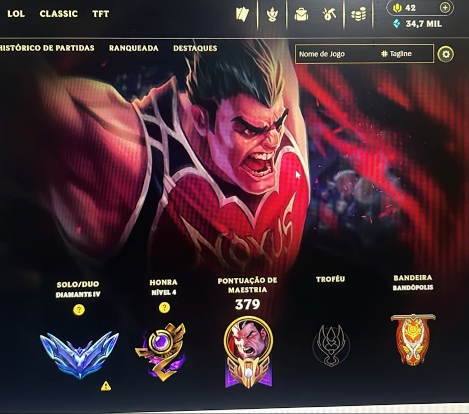 Conta no LoL, Esmeralda I, Todos os campeões, 113 skins, nivel 274.