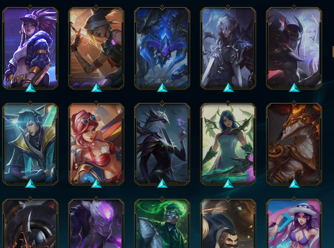 Conta do lol com 2 skins miticas e outras 294