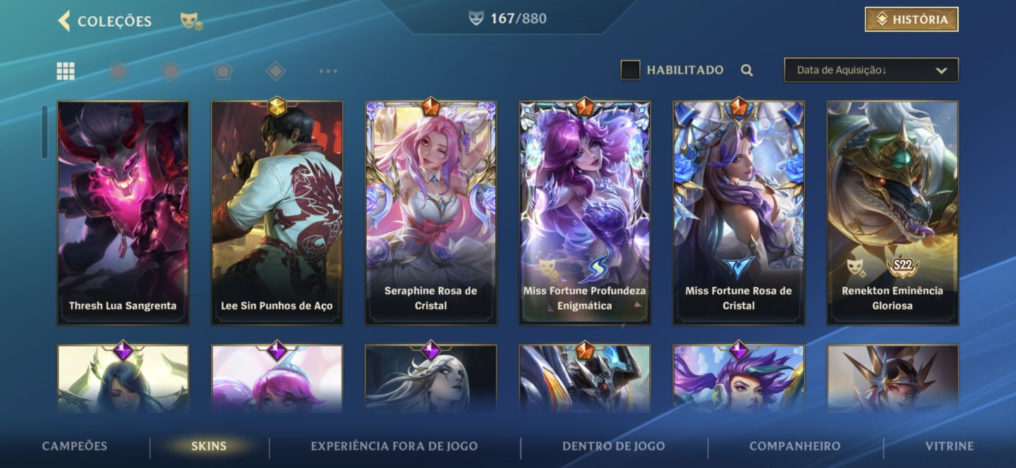 Conta ex desafiante com skins de prestígio