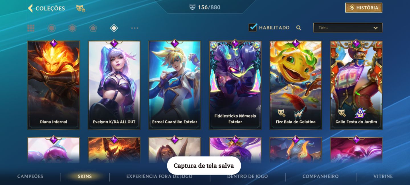 Conta wild Rift focada em mid/sup com grande coleção da campeã Lux