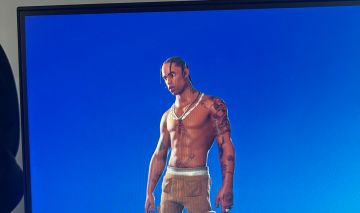 Conta fortnite,Travis scott e machado kratos