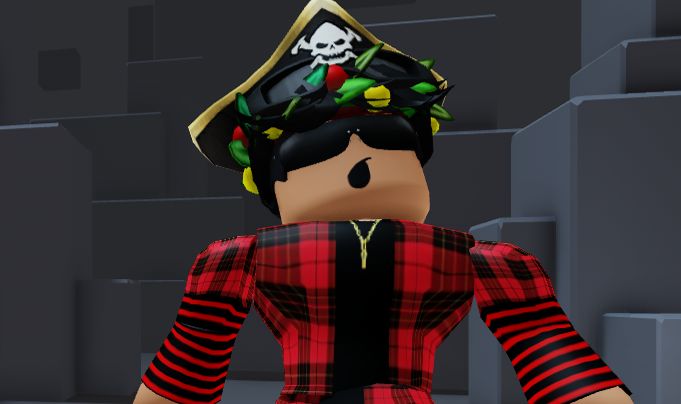 ROBLOX COM VARIOS ITENS EM JOGOS DIFERENTES E CAMISA DE 17K+