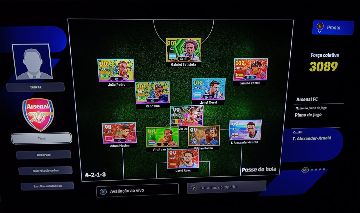 CONTA EFOOTBALL XBOX/PC COM BATISTUTA, RAPHINHA, YAMAL, VAN DIJK
