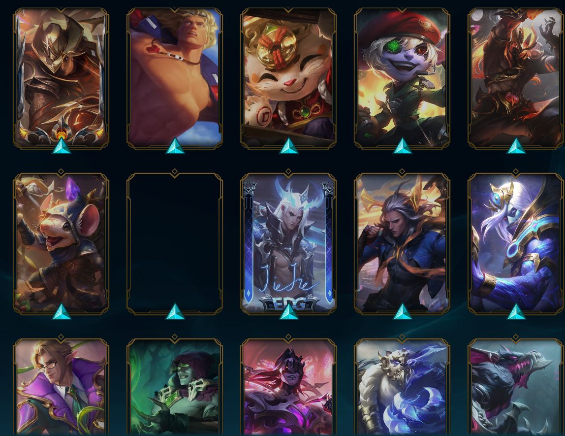 CONTA DE LOL 241+ SKINS LVL 250+ (SKINS EDG LIMITADAS COM CHROMA E ASSINATURA)