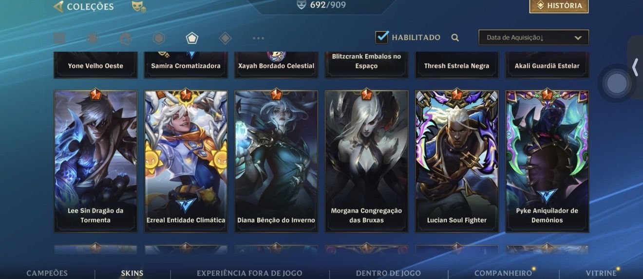 Conta Premium com 692 Skins
