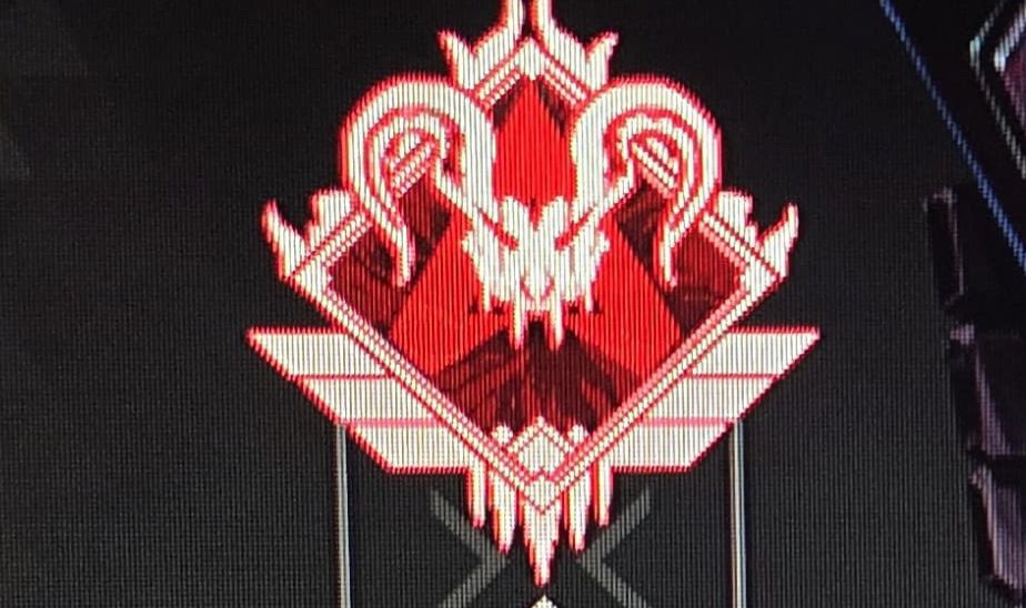 2x PREDATOR / 2x MESTRE || 2 HERANÇAS (1 UNIVERSAL) || 20 BOMB | OG EMAIL