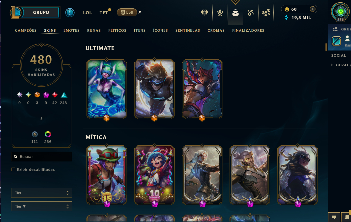 Conta de lol com muitas Skins e lv alto