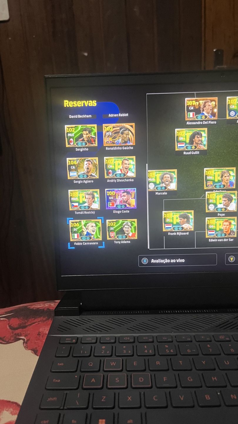 Conta efootebol pc com del piero e gullit e vários outros