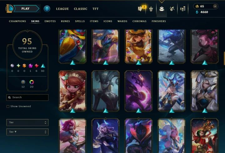Conta com champions 21 + phantom 26 + cards VCT 21 + skins de LOL FULL ACESSO