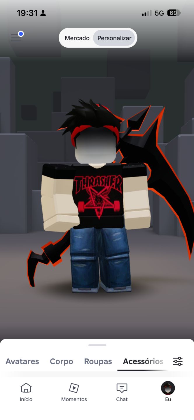 Conta de Roblox com bastante skin masculina e Feminina