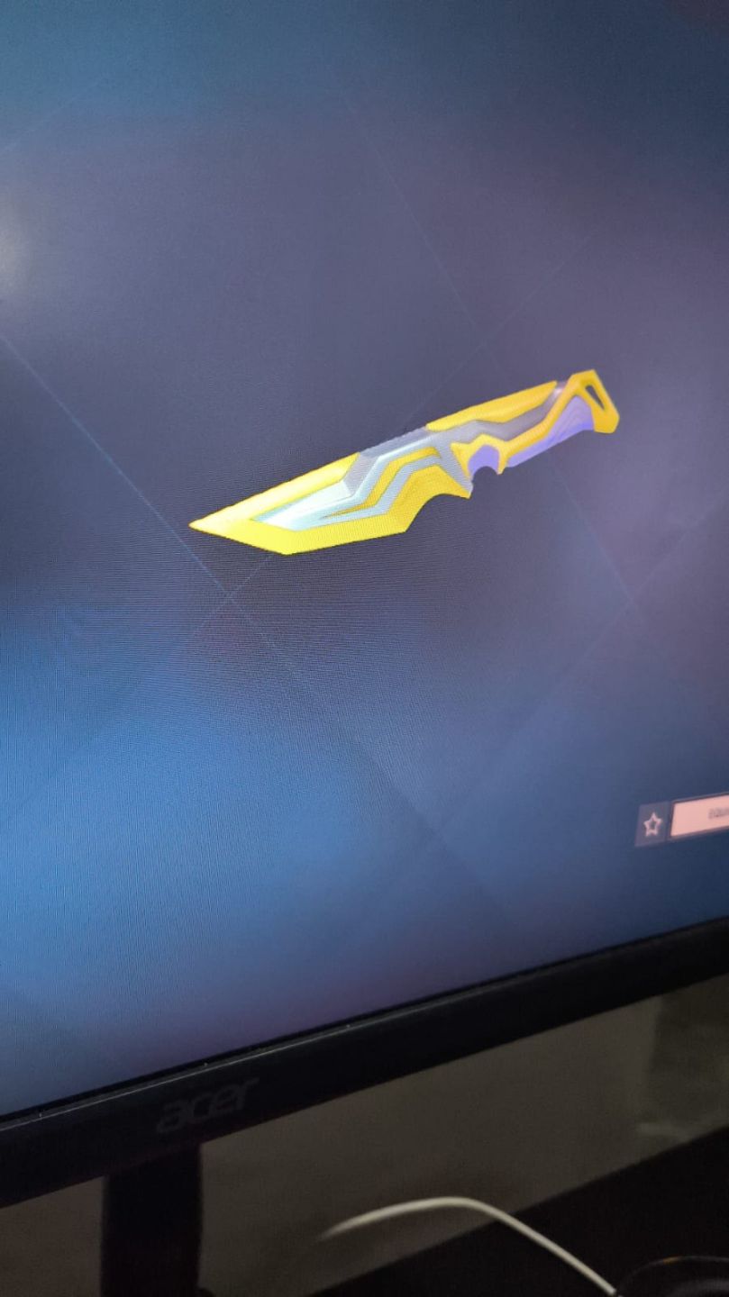 Conta valorant 1200 reais gastos - 13 Skins ( + skins de passe)