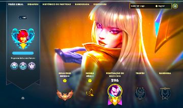 KAISA KDA PRÉSTIGO COM BORDA + [ SKINS LENDÁRIAS ] + [ ESPÓLIOS NO INVENTÁRIO ]