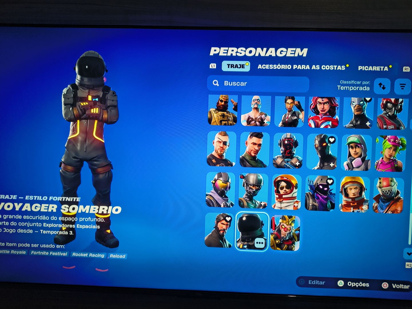 Conta Fortnite com 2 mil v-bucks