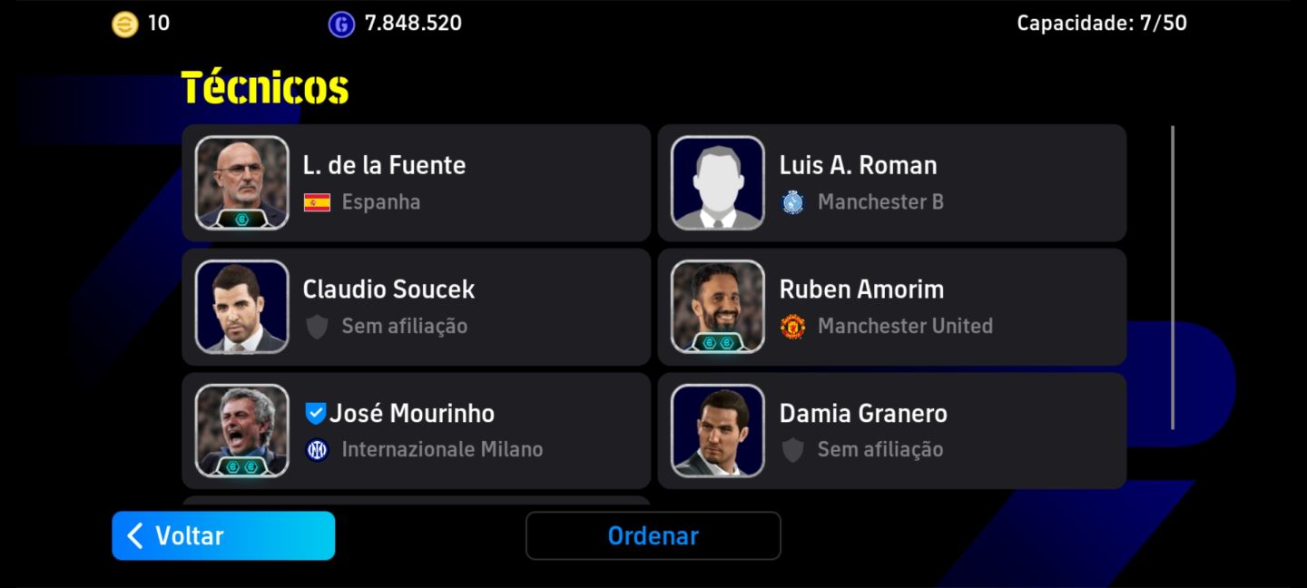 Conta efootball top, antiga boa pra amassar seus amigos com várias lendas
